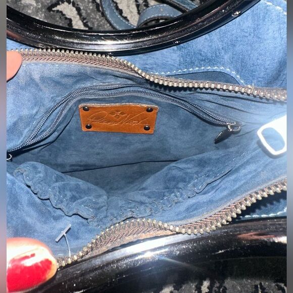 Patricia Nash Vintage Veg Tan Cut Out Tooling
Safflower BLUE - Picture 13 of 13